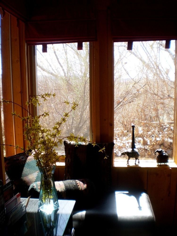 Silver River Adobe Inn Bed And Breakfast Farmington Buitenkant foto