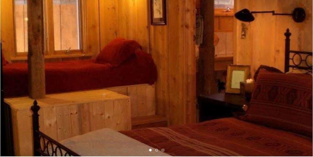 Silver River Adobe Inn Bed And Breakfast Farmington Buitenkant foto
